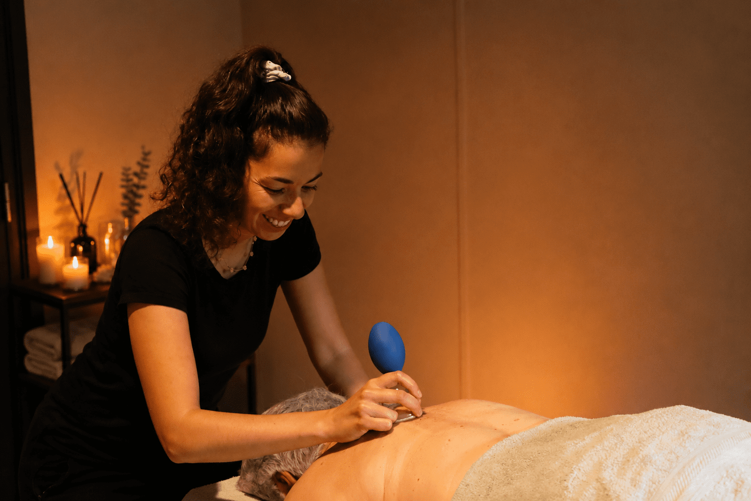 Massagepraktijk Venlo (6) Cupping behandeling in Venlo bij Masssagepraktijk Venlo